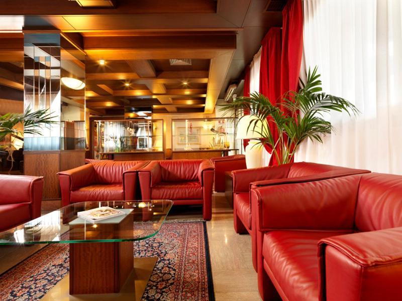 קמפוסמפיירו Hotel Al Pino Verde מראה חיצוני תמונה