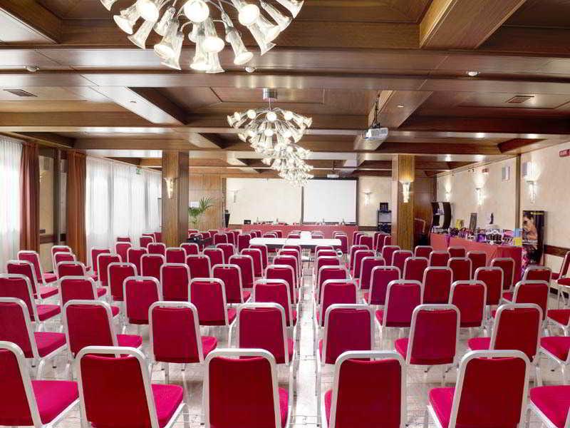 קמפוסמפיירו Hotel Al Pino Verde מראה חיצוני תמונה