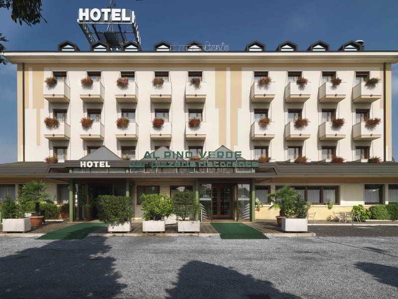 קמפוסמפיירו Hotel Al Pino Verde מראה חיצוני תמונה